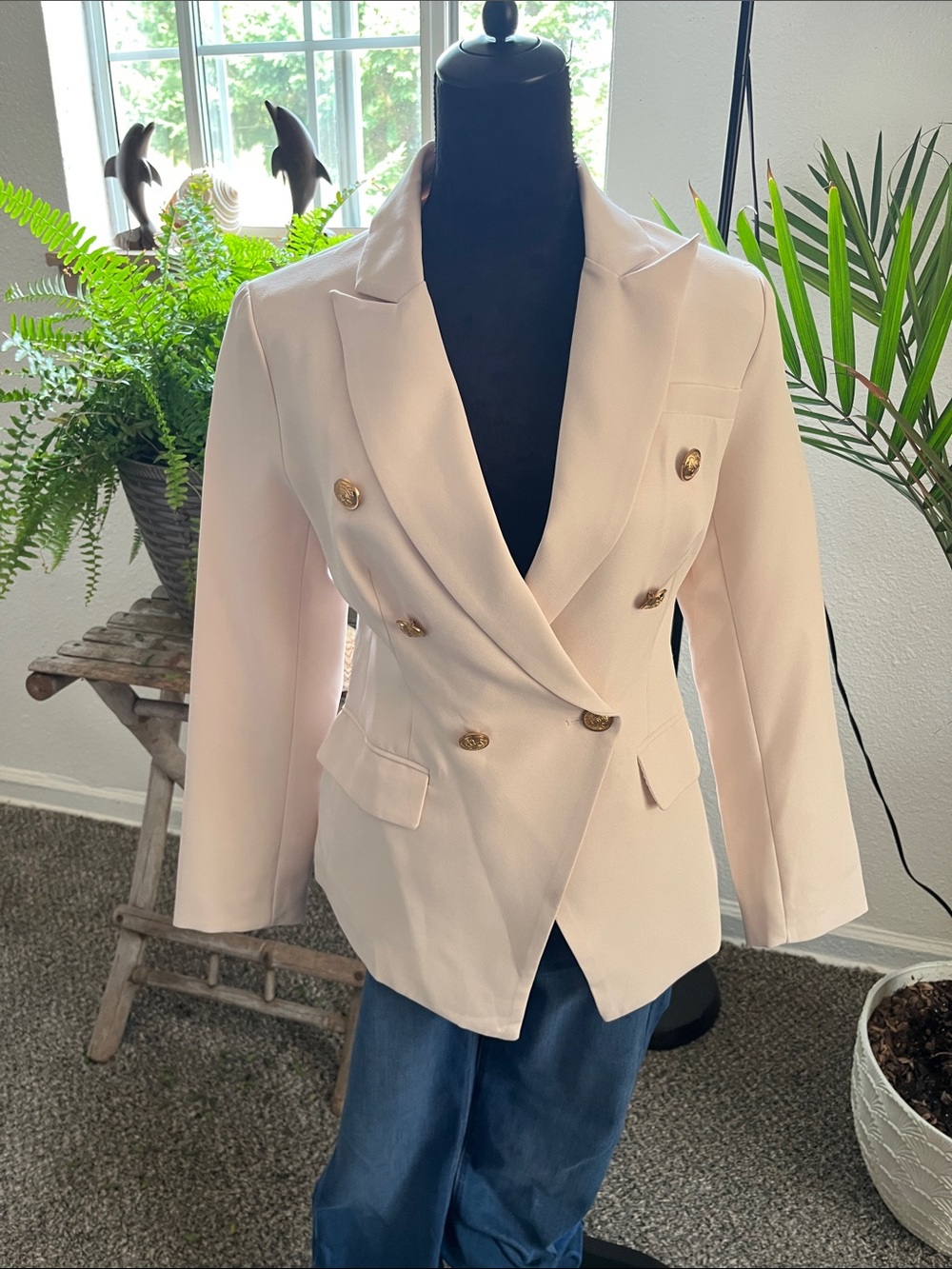 Women’s Double-Breasted cream Blazer